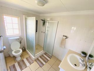 Granny Reed's Cottage - Port Alfred - 4