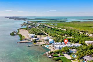 At The Sandbar - Oceanfront, Htd Pool, Dock, GameRoom - Islamorada - 5