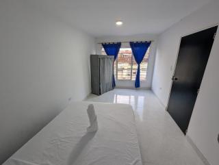 APARTAMENTO SUPREMAMENTE ESPACIOSO Cali 2do piso - Cali - 7