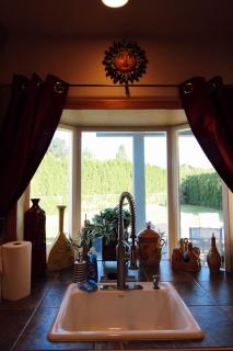 Cozy Cabin in Sunland Estates - 9