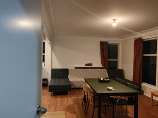 3 Bedroom House A, 30 Laurel St, Mt Albert, Auckland - Auckland - 3