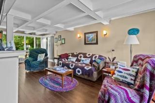 Tigh-Na-Mara 4BR Scandinavian HotSoak by the Sea - 3