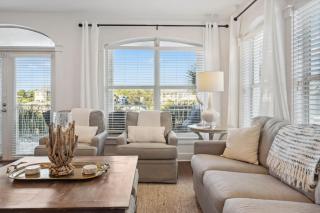 Isle Be Back by AvantStay Pool 2blocks to Beach - Panama City Beach - 1