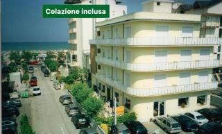 Hotel Rivamare Only Room Breakfast - Cervia - 0