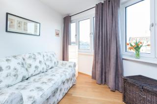 The Maybach - rooftop living XBerg, 1BR, 1 living room, group & family friendly, 2 - 4 Guests - 7