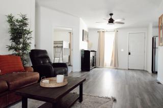 Sunland Estates Cabin near the Gorge Amphitheater! - 8