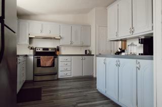 Sunland Estates Cabin near the Gorge Amphitheater! - 3