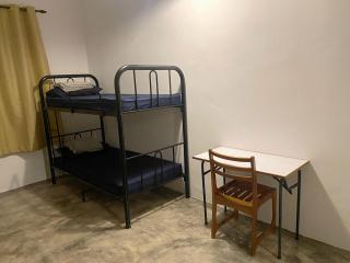 There's a Borneo Guesthouse - Johor Bahru - 1