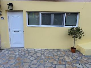 Olive tree studio ,Corfu Town - 8