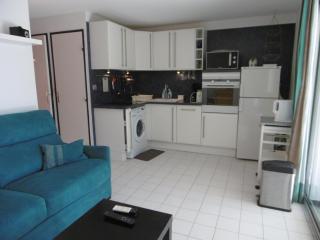 Accès direct plage - T2 avec piscine & parking à Gruissan - FR-1-796-52 - 7