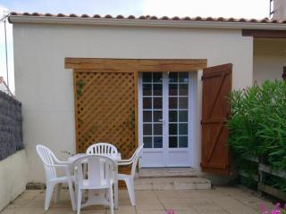 Maison 2 chambres à 900m de la plage, terrasse & BBQ - FR-1-540-305 - 0