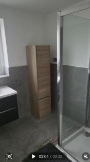 Recently refurbished, spacious 4 bedroom entire house - 6