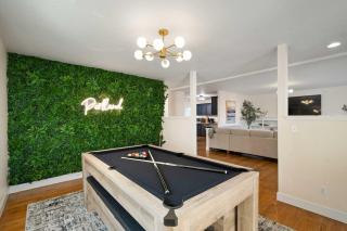 5 BD and 3 BA Arcade WFH Desks Pool or Pingpong Table - 7