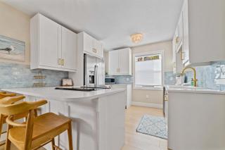 New Charming 2 Bed Pets Walk to Downtown - Bellaire - 6