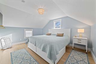 New Charming 2 Bed Pets Walk to Downtown - Bellaire - 3