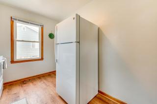 Hike, Fish and Boat Lake Mills Home with Yard - - 2