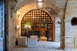 Chateau des Ducs de Joyeuse, BW Signature Collection - 3