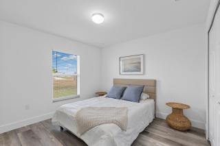 Modern Newly Built Cape Coral Vacation Rental - Cape Coral - 4