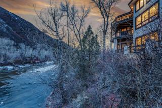 $5M Luxury Waterfront Villa - 14 MI to Aspen - 2