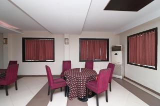 SPOT ON Hotel Center Point - Rāmpura - 2