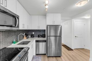 Luxury Spacious Apartment 10 min to Airport Wifi - Brampton - 3