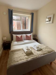 Serene 2 Bedroom Flat Free Off-Street Parking Large SUV Close to Tube - Londra - 8