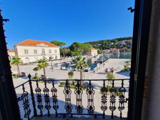 Calico Apartment's - 0