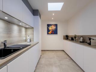Gîte spacieux avec jardin, spa, babyfoot et parking privé - FR-1-306-1292 - La Haie-Fouassière - 5