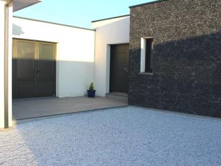 Gîte spacieux avec jardin, spa, babyfoot et parking privé - FR-1-306-1292 - 1