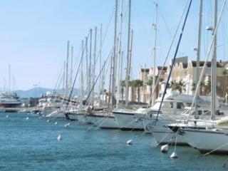 Studio Cabine Refait à Neuf - Rive Droite - 4 Pers - Parking Privé - FR-1-796-84 - Gruissan - 9