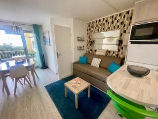 Studio Cabine Refait à Neuf - Rive Droite - 4 Pers - Parking Privé - FR-1-796-84 - Gruissan - 4