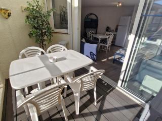 Sainte-Maxime: T2 mezzanine, piscine, parking, animaux acceptés - FR-1-780-88 - 6