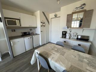 Appartement 4 pers. près de la plage avec piscine et parking à Arzon - FR-1-775-12 - Arzon - 4