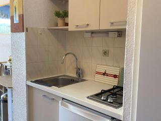 Studio avec Terrasse et Piscine, Parking Inclus - FR-1-553-285 - Balaruc-les-Bains - 4
