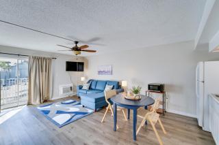 New Smyrna Beach Studio Retreat, Walk to Beach! - New Smyrna Beach - 7