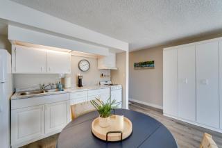 New Smyrna Beach Studio Retreat, Walk to Beach! - New Smyrna Beach - 3
