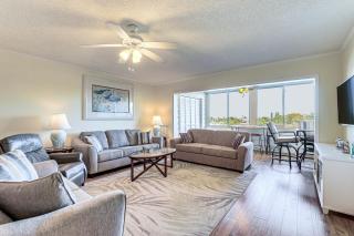 Waterfront Bradenton Condo 3 Mi to Beach! - Bradenton - 0