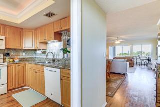 Waterfront Bradenton Condo 3 Mi to Beach! - 1