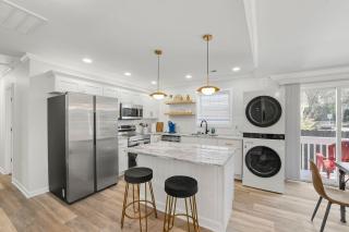 Renovated bungalow in DT Raleigh w firepit & king bed - Raleigh - 4