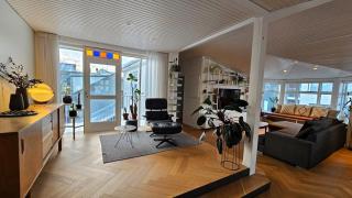 Stylish Downtown Apartment - Reykjavik - 6