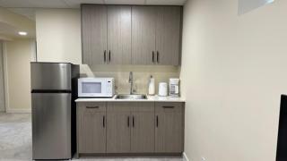 Private Cozy Spacious 1 bedroom basement suite - Winnipeg - 3