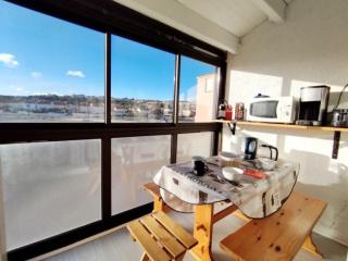 Appartement T2 Mezzanine - Front de mer - Parking privé - 4 personnes - St-Pierre-la-Mer - FR-1-795-51 - Fleury - 0