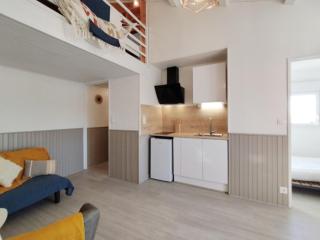 Appartement T2 Mezzanine - Front de mer - Parking privé - 4 personnes - St-Pierre-la-Mer - FR-1-795-51 - Fleury - 4