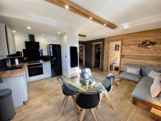 Appartement T3 rénové avec 2 chambres, proche centre, parking, Formiguères - FR-1-758-37 - 8