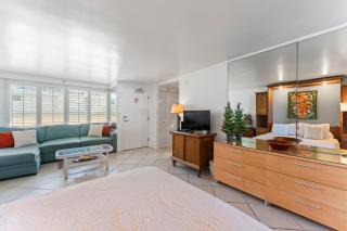 Sanctuary by the Sea/Studio Apt. - Honolulu - 3