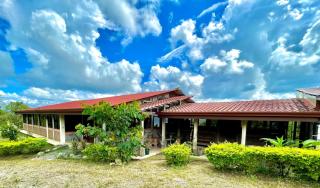 Casa Lajas - Casa 1 - Hospedaje, Granja, Eventos y Piscina - Turrialba - 0