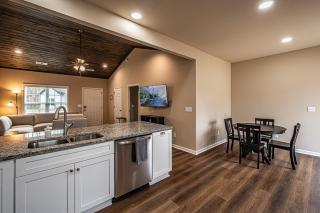 Red Door Cottage - Dahlonega - 6