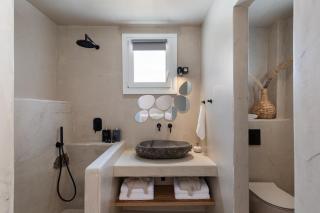 Jacuzzi Suite by Divalproperties-Mykonos - Megali Ammos - 8