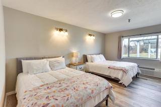 Walk to Oakland City University Modern Apartment! - 1