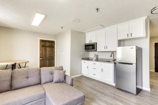 Less Than 1 Mi to Oakland City University Cozy Apartment - 5